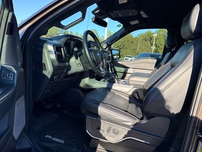 2024 Ford F-150 LARIAT