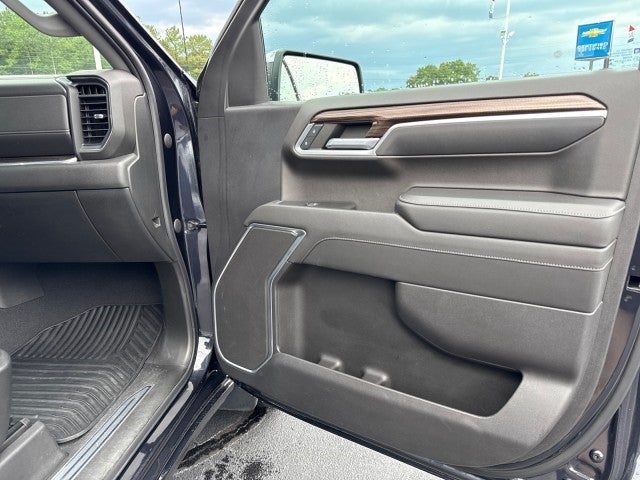 2022 Chevrolet Silverado 1500 LT (2FL)