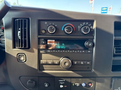 2025 Chevrolet Express Cargo 3500 WT