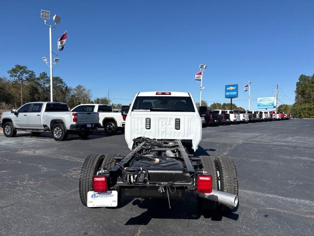 2026 GMC Sierra 3500 HD Chassis Cab Pro
