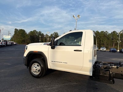 2026 GMC Sierra 3500 HD Chassis Cab Pro