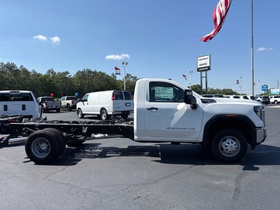 2026 GMC Sierra 3500 HD Chassis Cab Pro