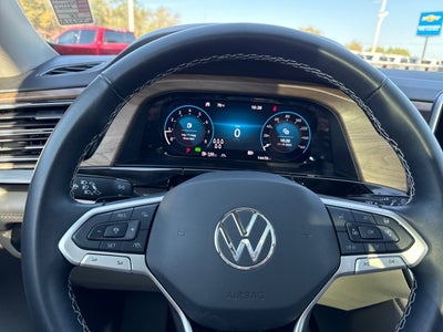 2025 Volkswagen Atlas 2.0T SE w/Technology