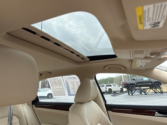 2013 Volkswagen Passat TDI SEL Premium