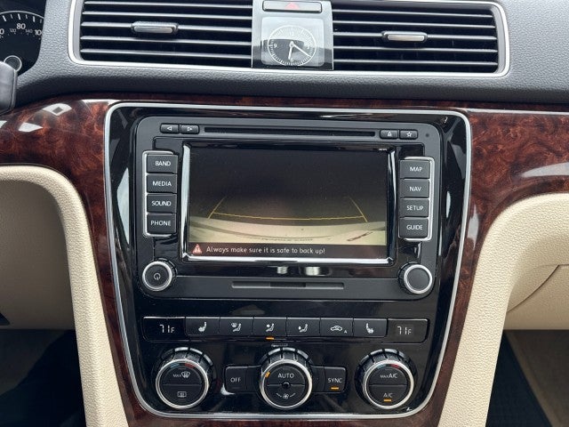 2013 Volkswagen Passat TDI SEL Premium