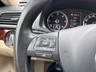 2013 Volkswagen Passat TDI SEL Premium