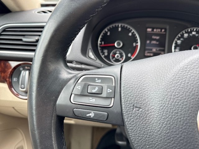 2013 Volkswagen Passat TDI SEL Premium