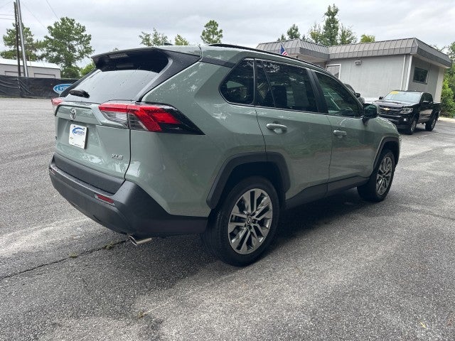 2022 Toyota RAV4 XLE Premium