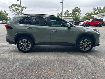 2022 Toyota RAV4 XLE Premium