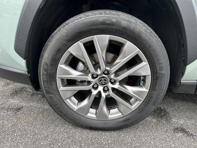 2022 Toyota RAV4 XLE Premium