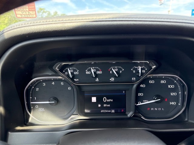 2022 GMC Sierra 1500 Limited AT4