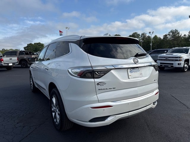 2022 Buick Enclave Avenir