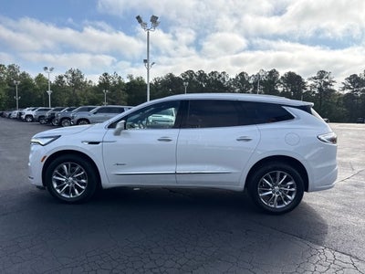 2022 Buick Enclave Avenir