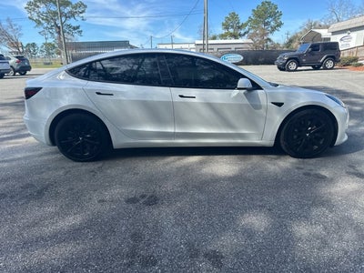 2022 Tesla Model 3 BASE