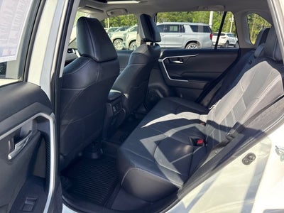 2022 Toyota RAV4 XLE Premium