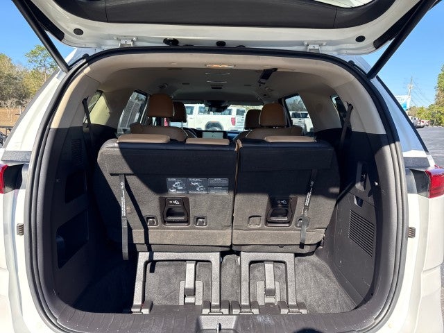 2023 Kia Carnival EX