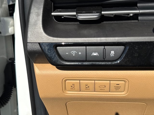 2023 Kia Carnival EX