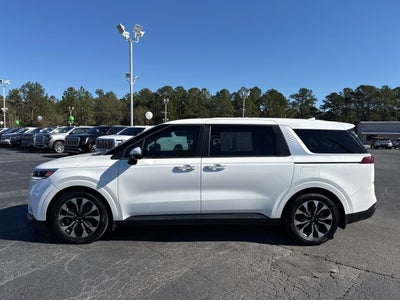 2023 Kia Carnival EX