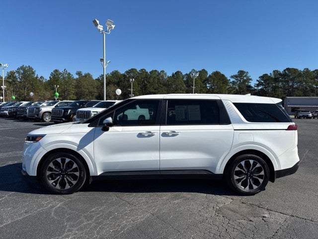 2023 Kia Carnival EX