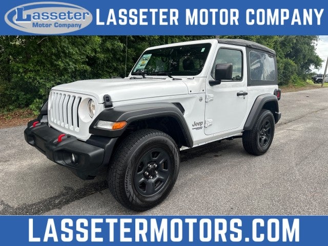 2020 Jeep Wrangler Sport's photo