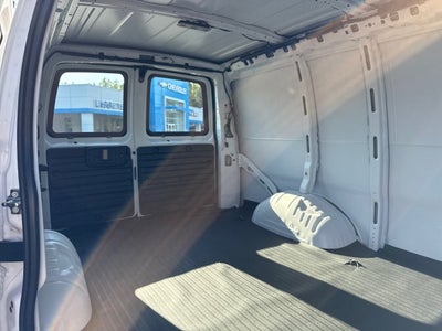 2025 Chevrolet Express Cargo WT