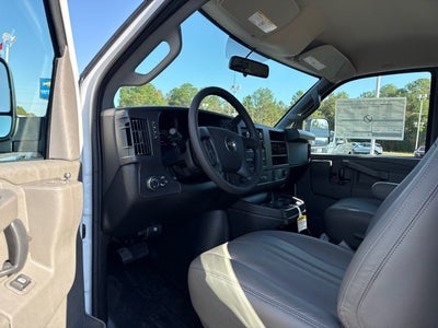 2025 Chevrolet Express Cargo WT