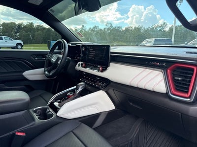 2023 GMC Canyon 4WD AT4X