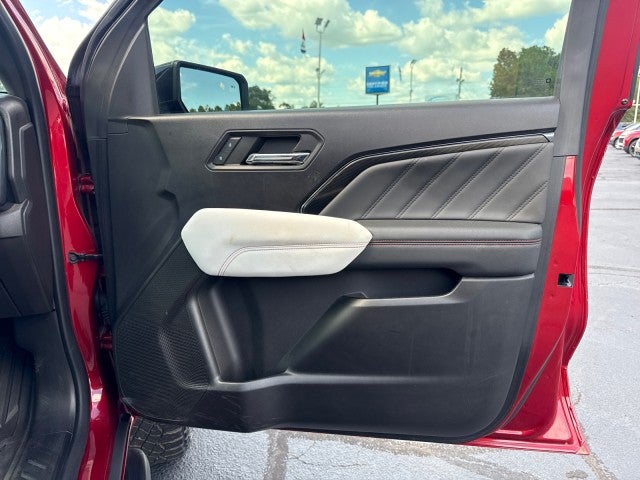 2023 GMC Canyon 4WD AT4X