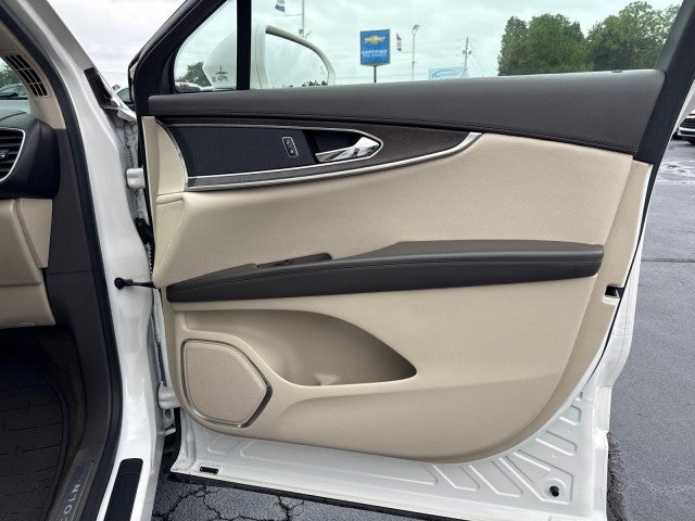 2016 Lincoln MKX Select